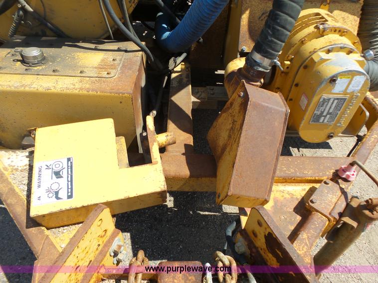 image for item DA2752 1997 Rosco RA200 pot hole patcher