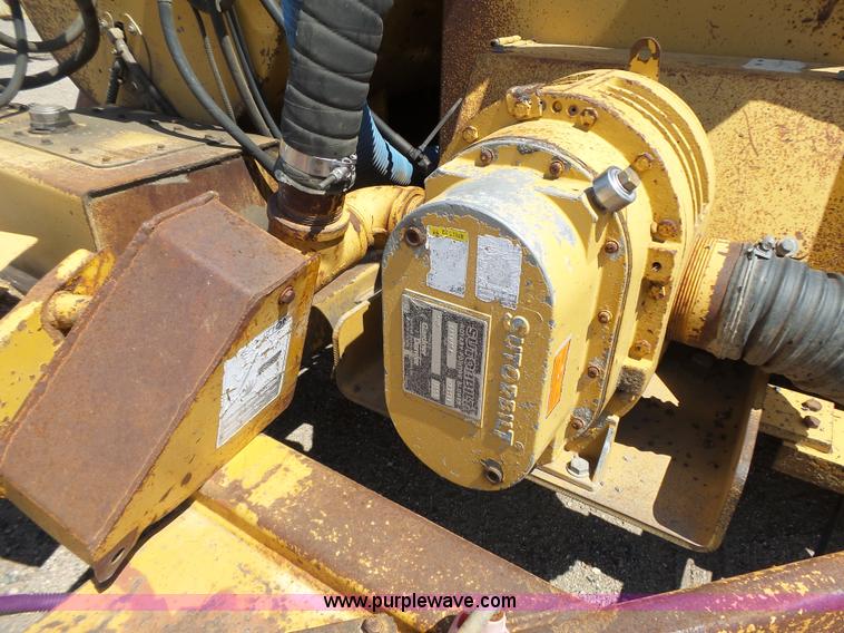 image for item DA2752 1997 Rosco RA200 pot hole patcher