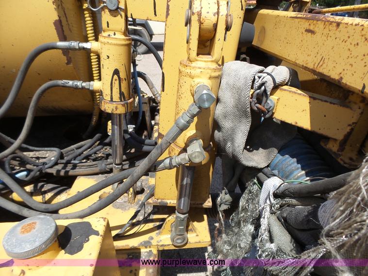 image for item DA2752 1997 Rosco RA200 pot hole patcher