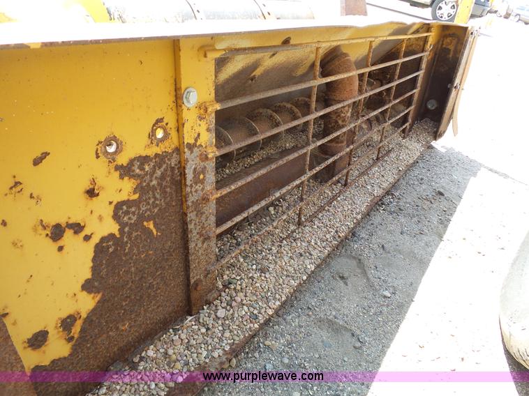 image for item DA2752 1997 Rosco RA200 pot hole patcher