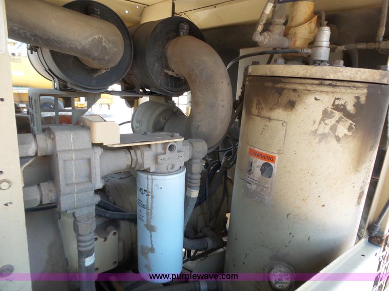 image for item DA2753 1998 Ingersoll Rand 375 air compressor