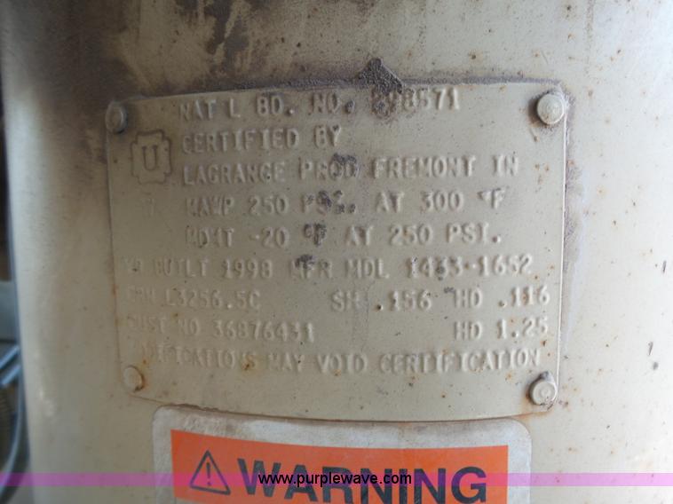 image for item DA2753 1998 Ingersoll Rand 375 air compressor