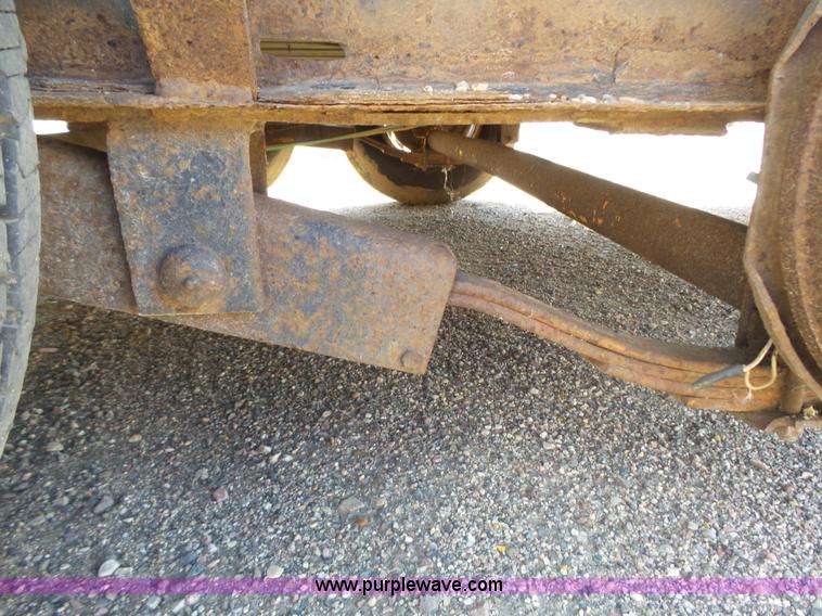 image for item DA2754 1988 shop built equipment trailer