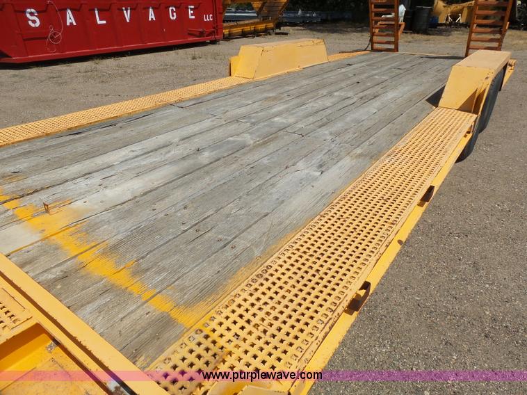 image for item DA2755 1991 shop built equipment trailer