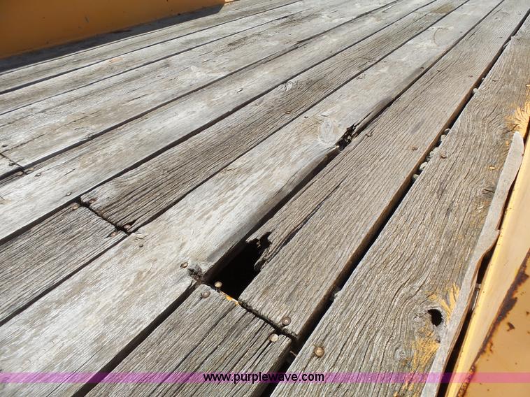 image for item DA2755 1991 shop built equipment trailer