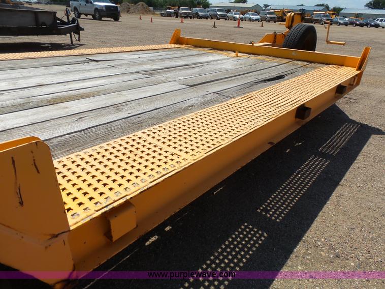 image for item DA2755 1991 shop built equipment trailer