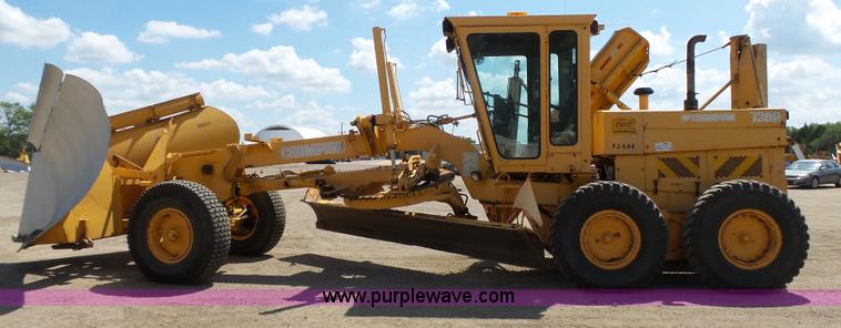 image for item DA2756 1984 Champion 730A motor grader