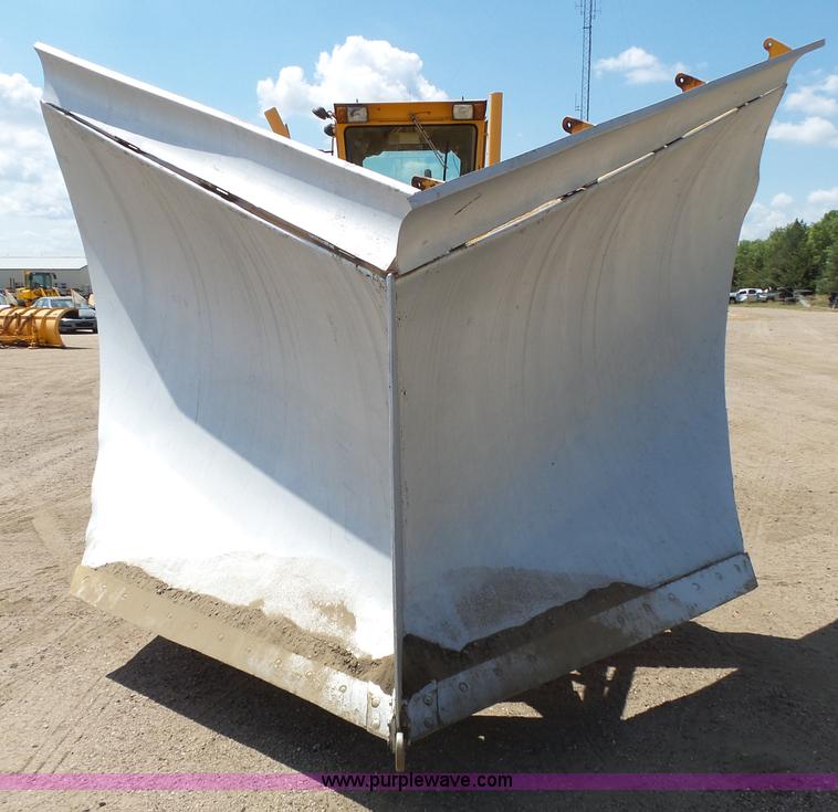 image for item DA2756 1984 Champion 730A motor grader