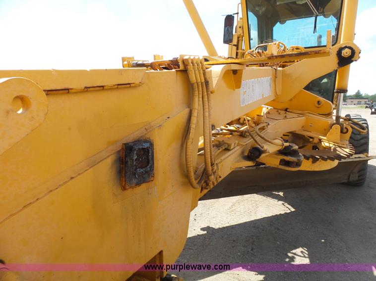 image for item DA2756 1984 Champion 730A motor grader