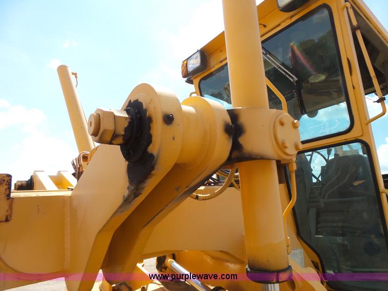 image for item DA2756 1984 Champion 730A motor grader