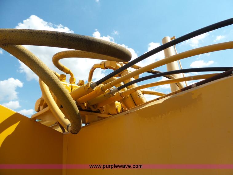 image for item DA2756 1984 Champion 730A motor grader