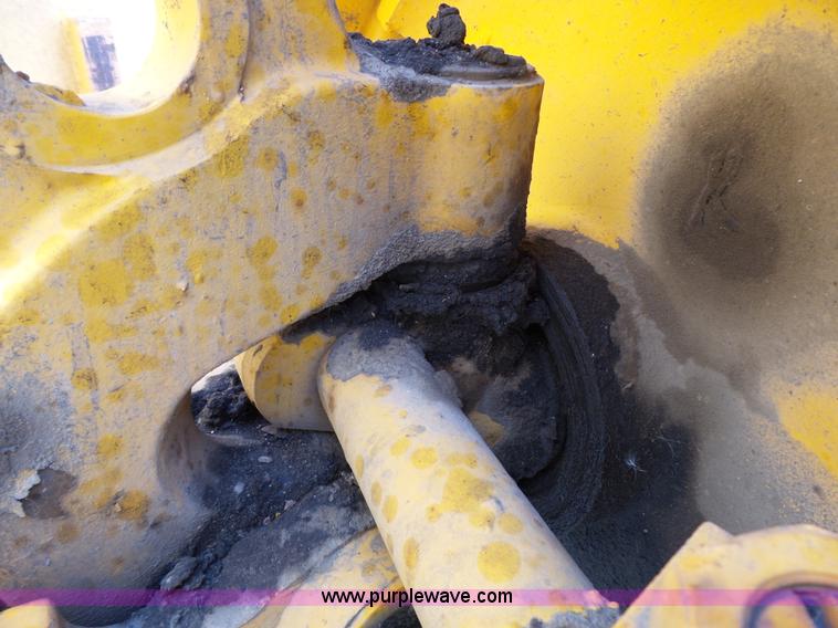 image for item DA2756 1984 Champion 730A motor grader