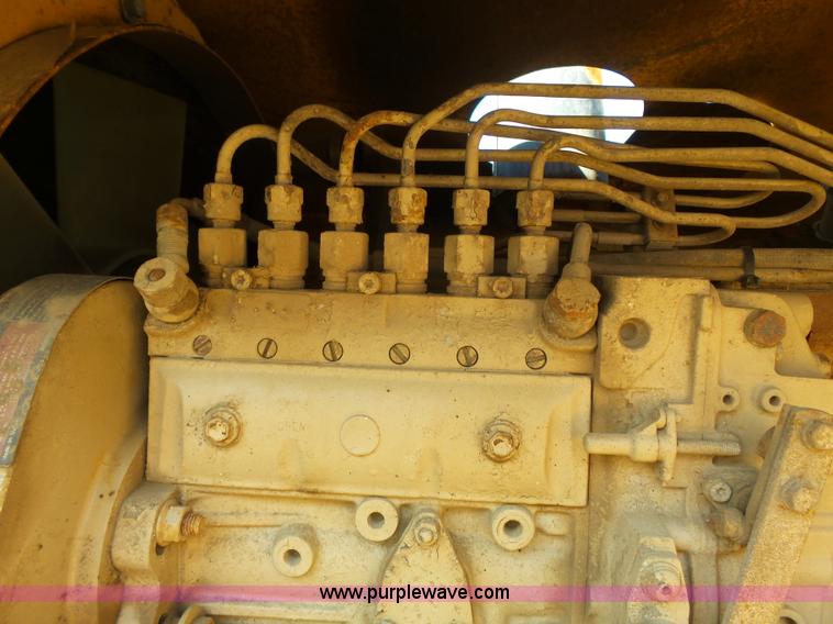 image for item DA2756 1984 Champion 730A motor grader