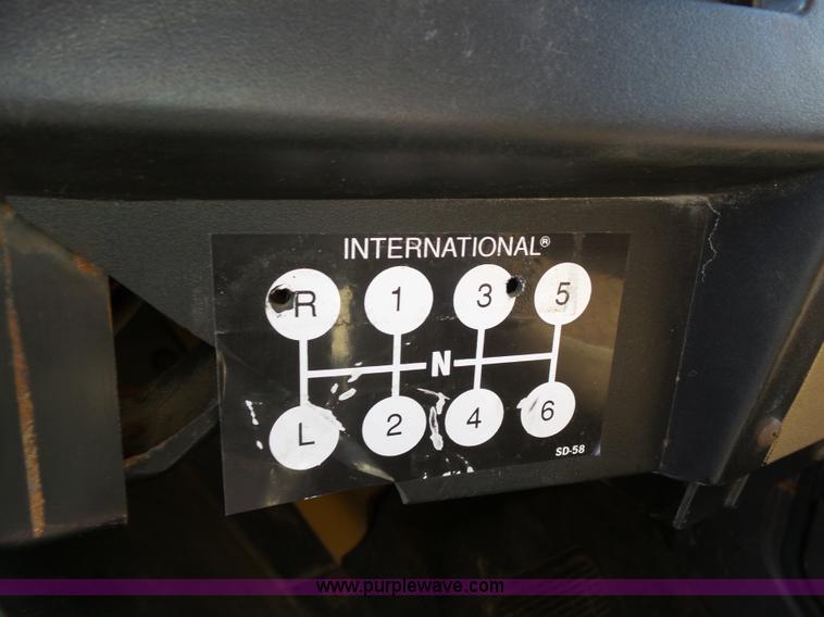 image for item DA2757 1995 International 4700 dump truck