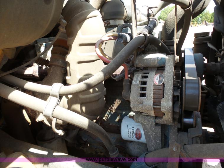 image for item DA2757 1995 International 4700 dump truck