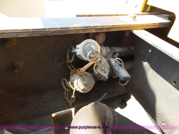 image for item DA2757 1995 International 4700 dump truck