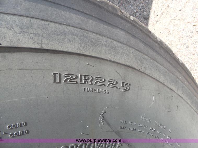 image for item DA2757 1995 International 4700 dump truck