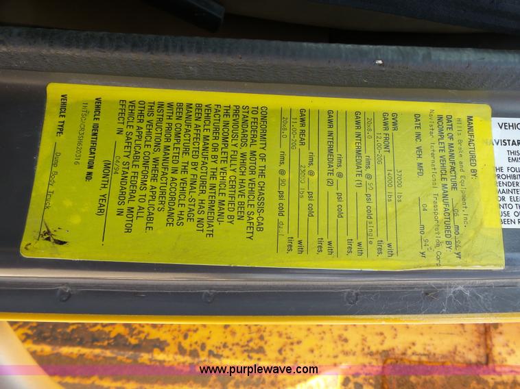 image for item DA2757 1995 International 4700 dump truck