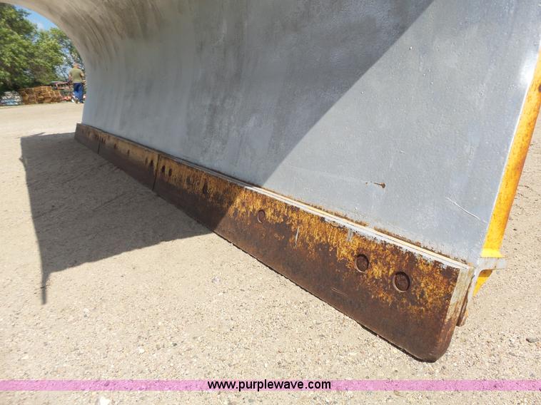 image for item DA2757 1995 International 4700 dump truck