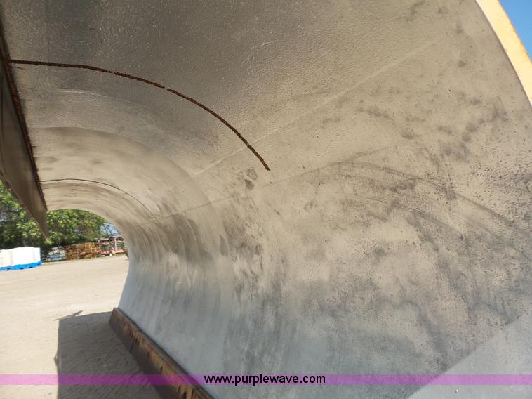 image for item DA2757 1995 International 4700 dump truck