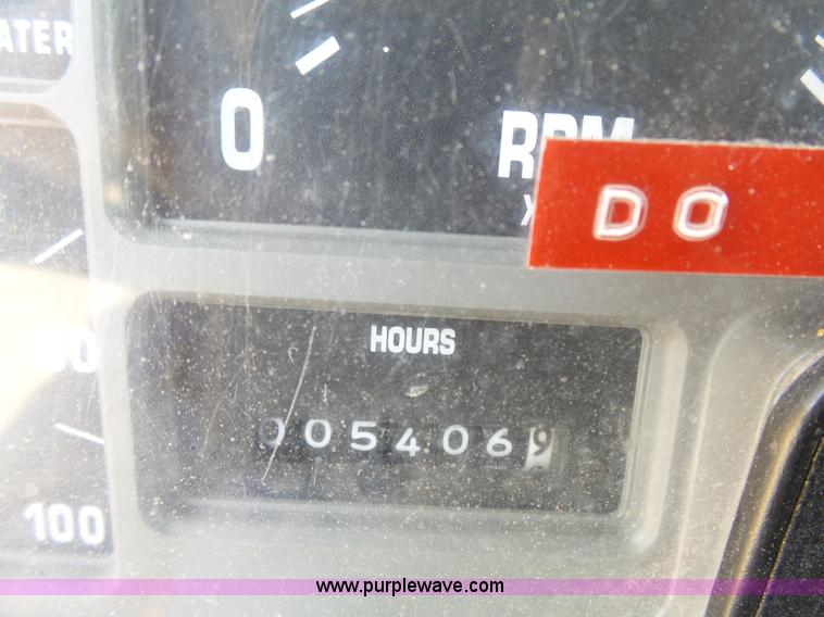 image for item DA2758 1996 International 2554 dump truck