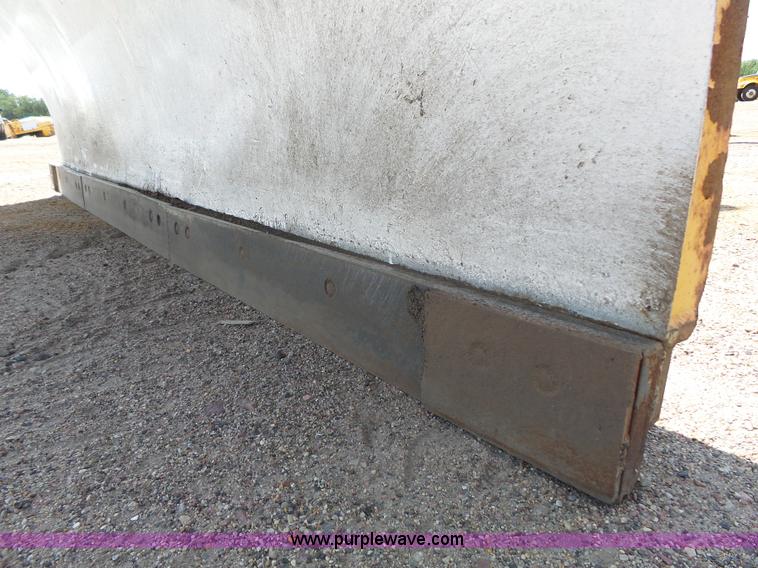 image for item DA2758 1996 International 2554 dump truck