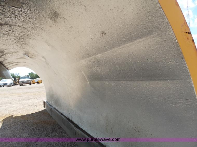 image for item DA2758 1996 International 2554 dump truck