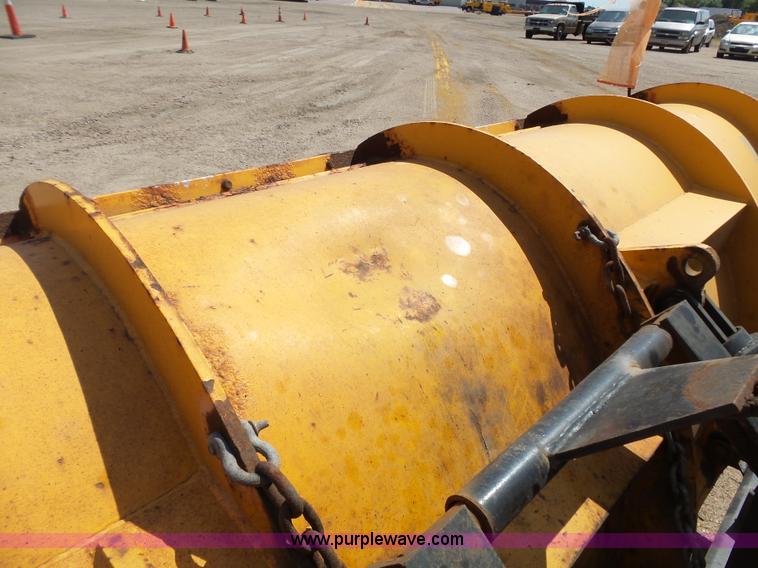 image for item DA2758 1996 International 2554 dump truck