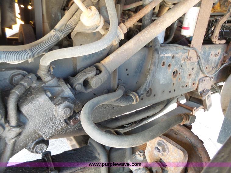 image for item DA2758 1996 International 2554 dump truck