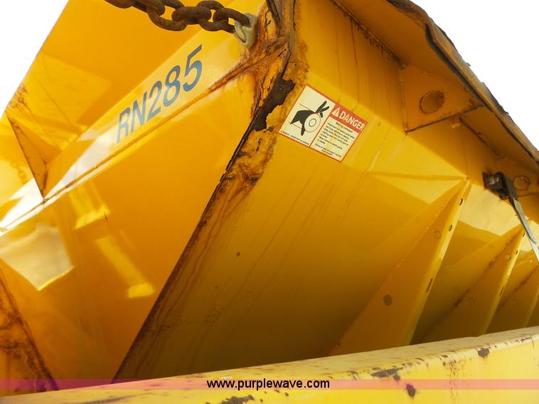 image for item DA2758 1996 International 2554 dump truck