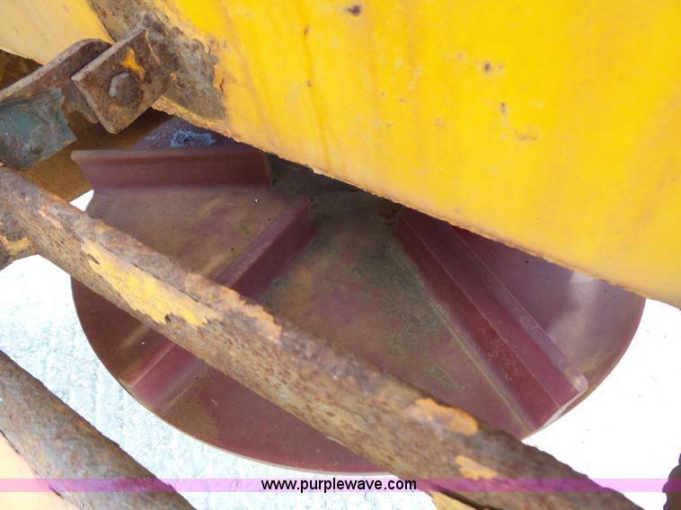 image for item DA2758 1996 International 2554 dump truck