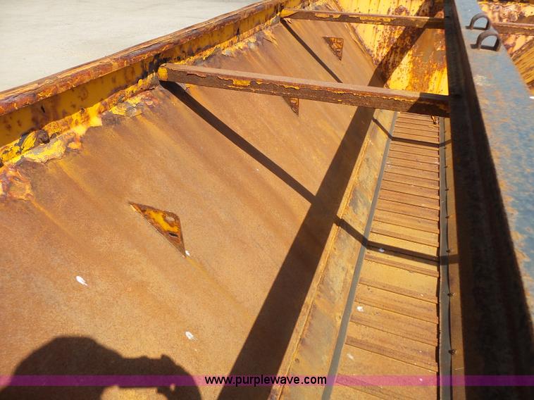 image for item DA2758 1996 International 2554 dump truck