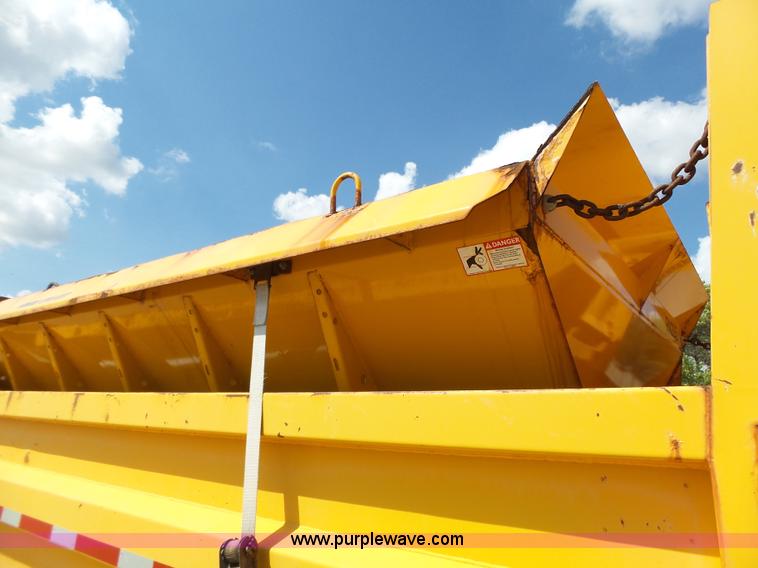 image for item DA2758 1996 International 2554 dump truck