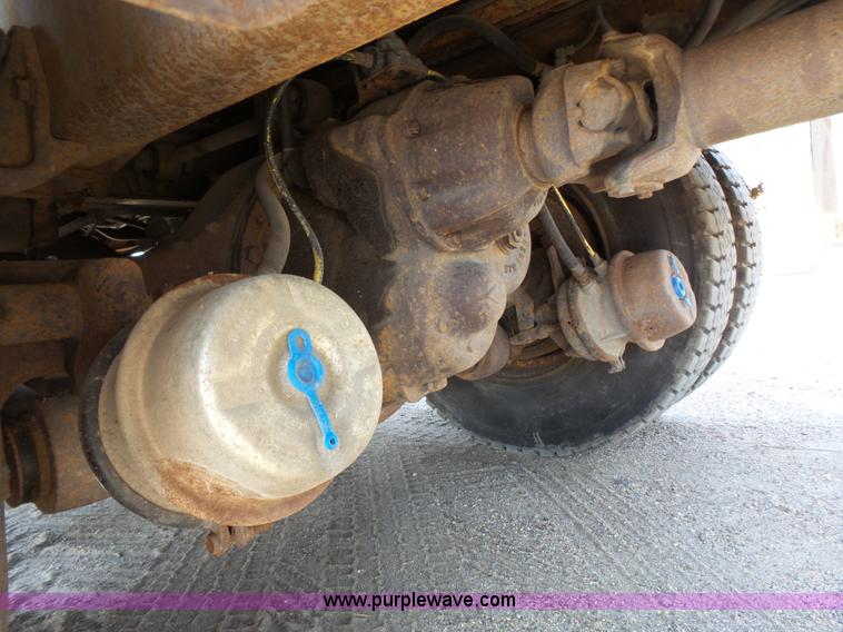 image for item DA2758 1996 International 2554 dump truck