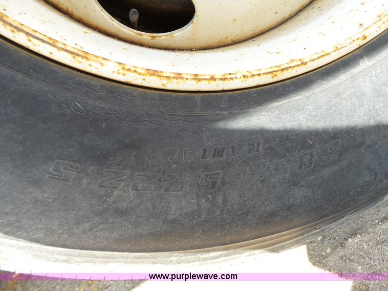 image for item DA2758 1996 International 2554 dump truck