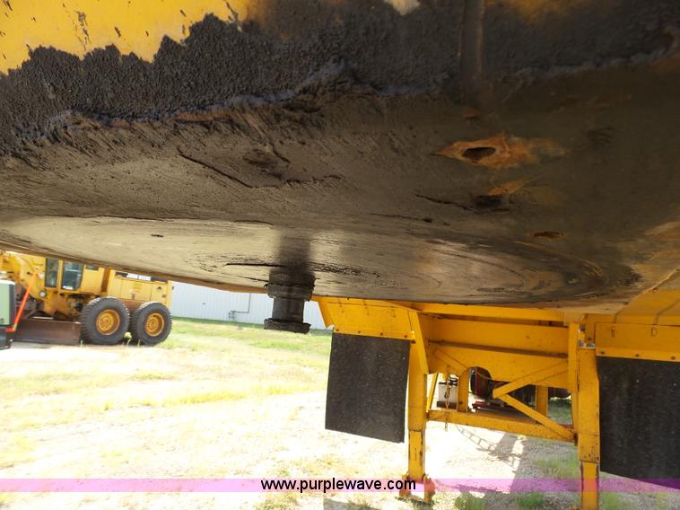 image for item DA2761 1971 tank trailer