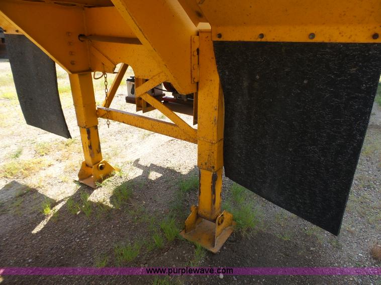 image for item DA2761 1971 tank trailer