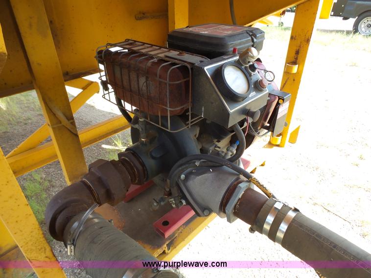 image for item DA2761 1971 tank trailer