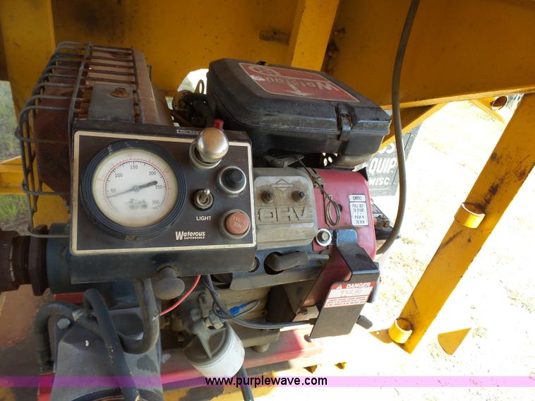 image for item DA2761 1971 tank trailer