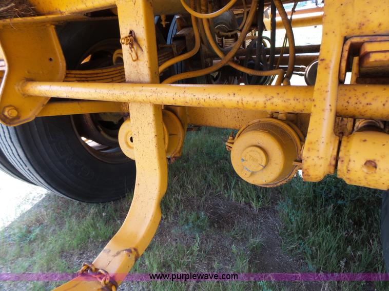 image for item DA2761 1971 tank trailer