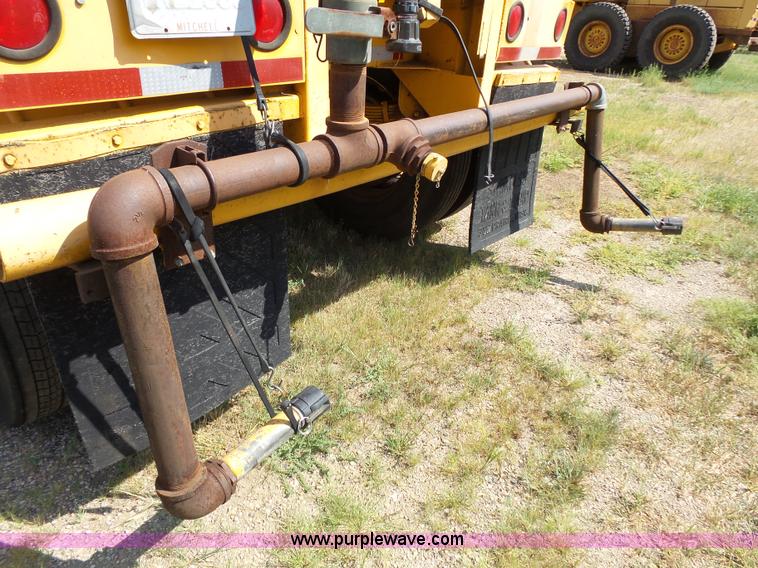 image for item DA2761 1971 tank trailer