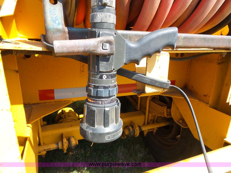 image for item DA2761 1971 tank trailer