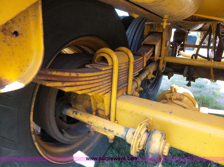 image for item DA2761 1971 tank trailer