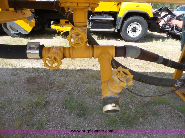 image for item DA2761 1971 tank trailer