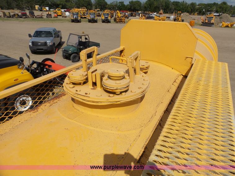 image for item DA2761 1971 tank trailer