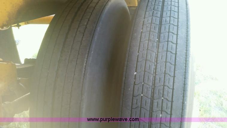 image for item DA2761 1971 tank trailer