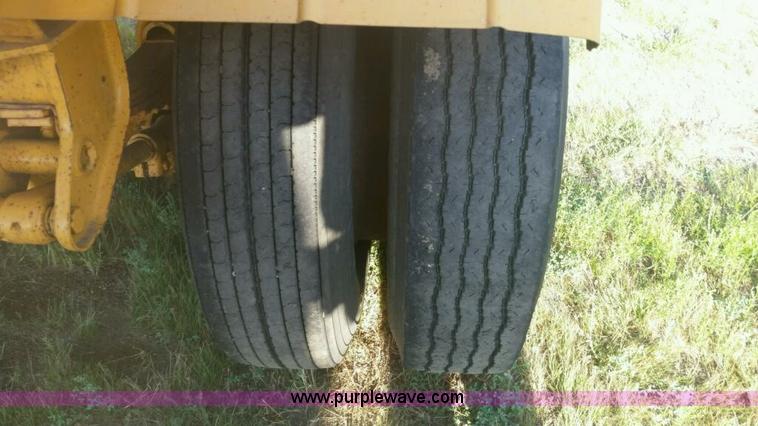 image for item DA2761 1971 tank trailer