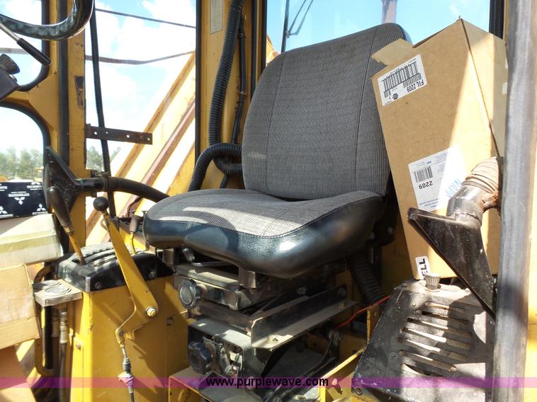 image for item DA2762 1985 Mitsubishi MG500 motor grader