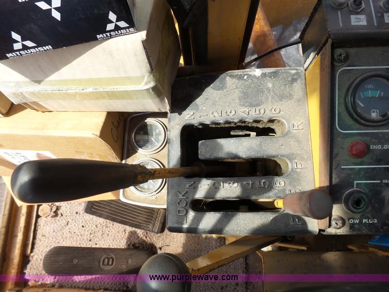 image for item DA2762 1985 Mitsubishi MG500 motor grader