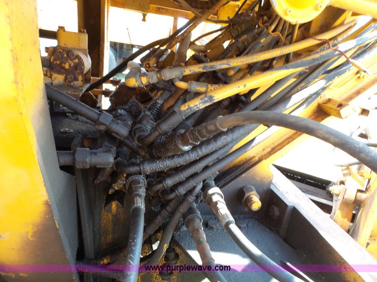 image for item DA2762 1985 Mitsubishi MG500 motor grader